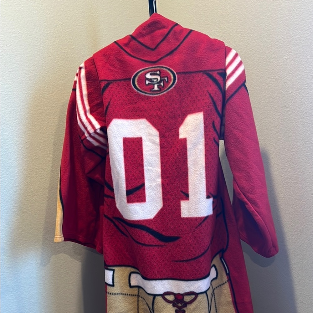 NFL San Francisco 49'er adult huddler throw blanket - Picture 2 of 3